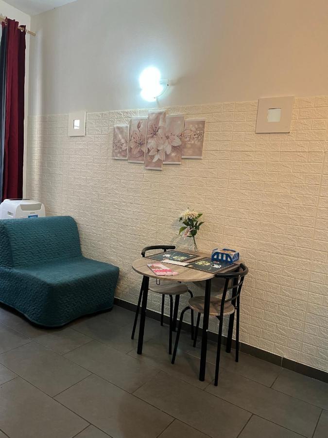 Ferienwohnung Violet 27 Florenz Exterior foto